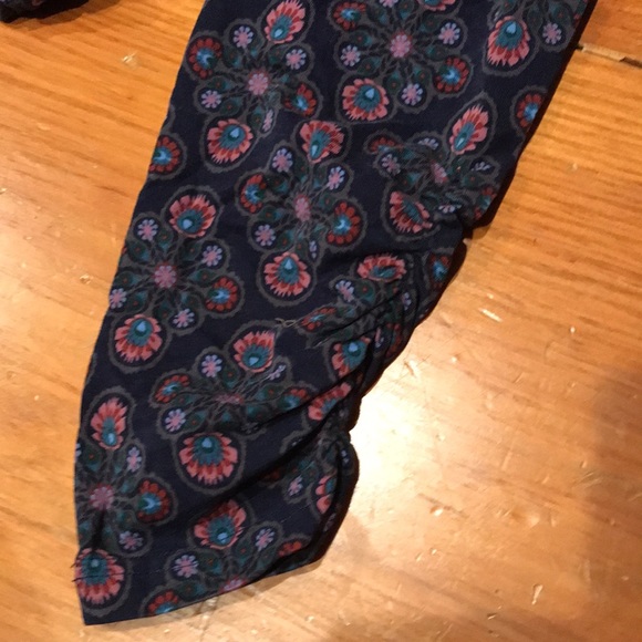 MATILDA JANE M Astrid Leggings Ruching Purple Pattern - Picture 3 of 5